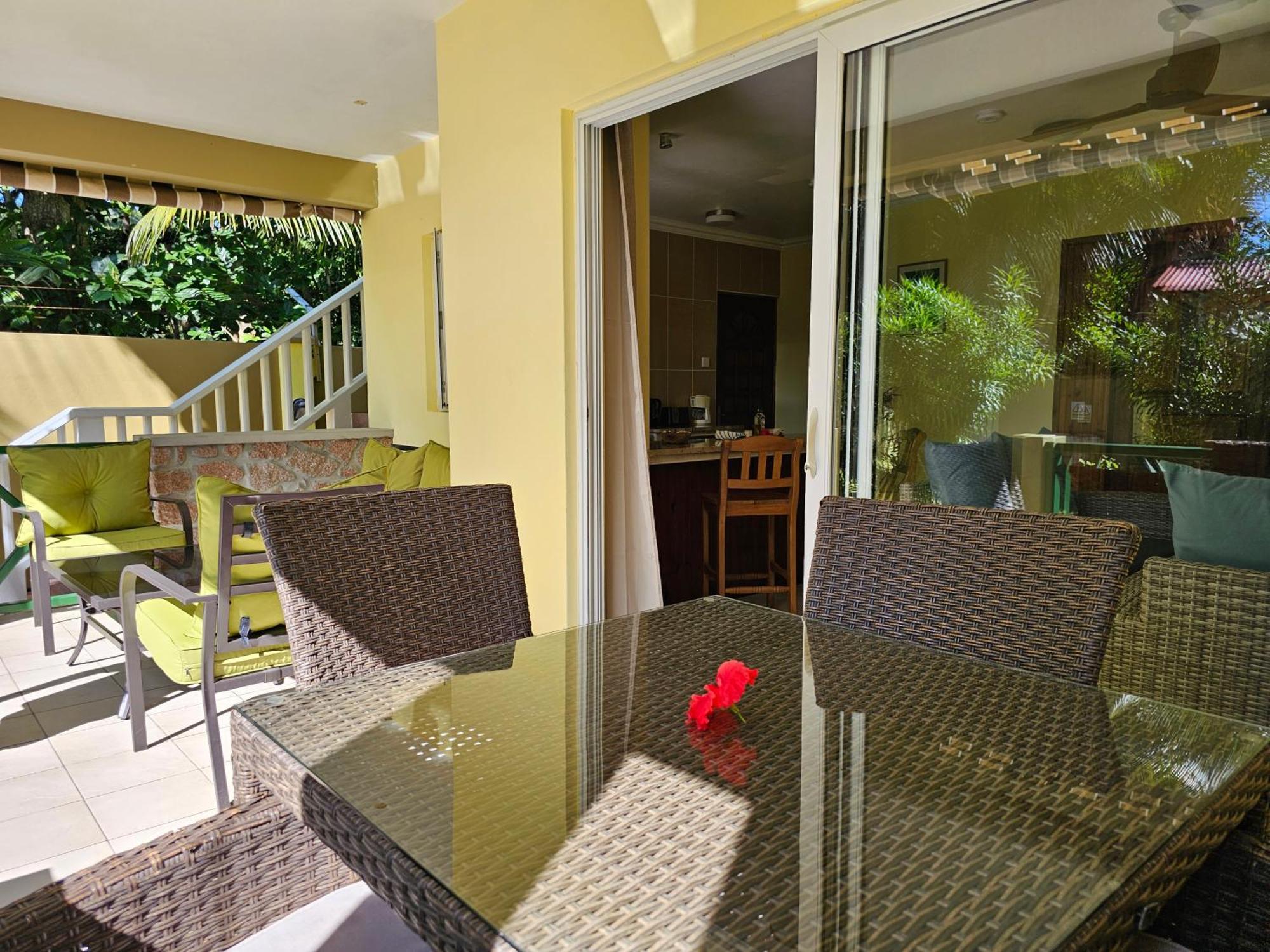 Casa De Leela Self Catering Guest House لا ديج المظهر الخارجي الصورة